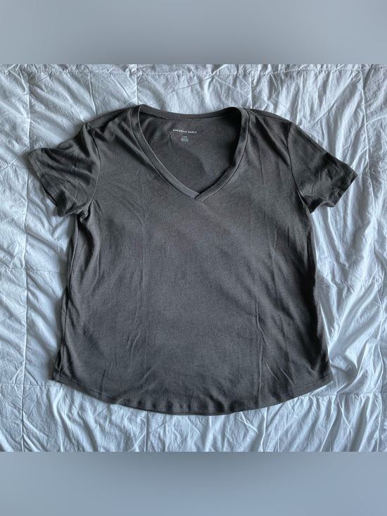 American Eagle Outfitters Tops - American Eagle V Neck Tee